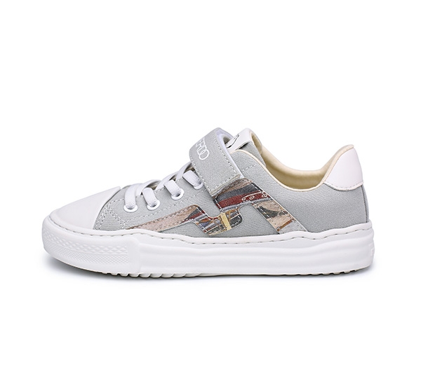 Plimsolls2